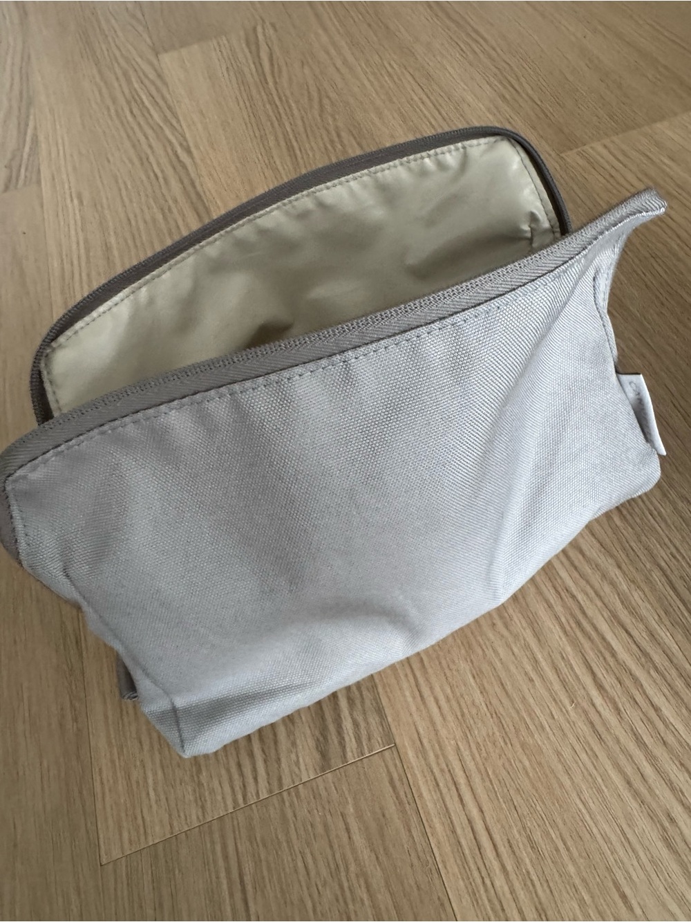 Canvelle Toiletry Bag Bundle - Sized Medium + Large - Picture 4 of 5